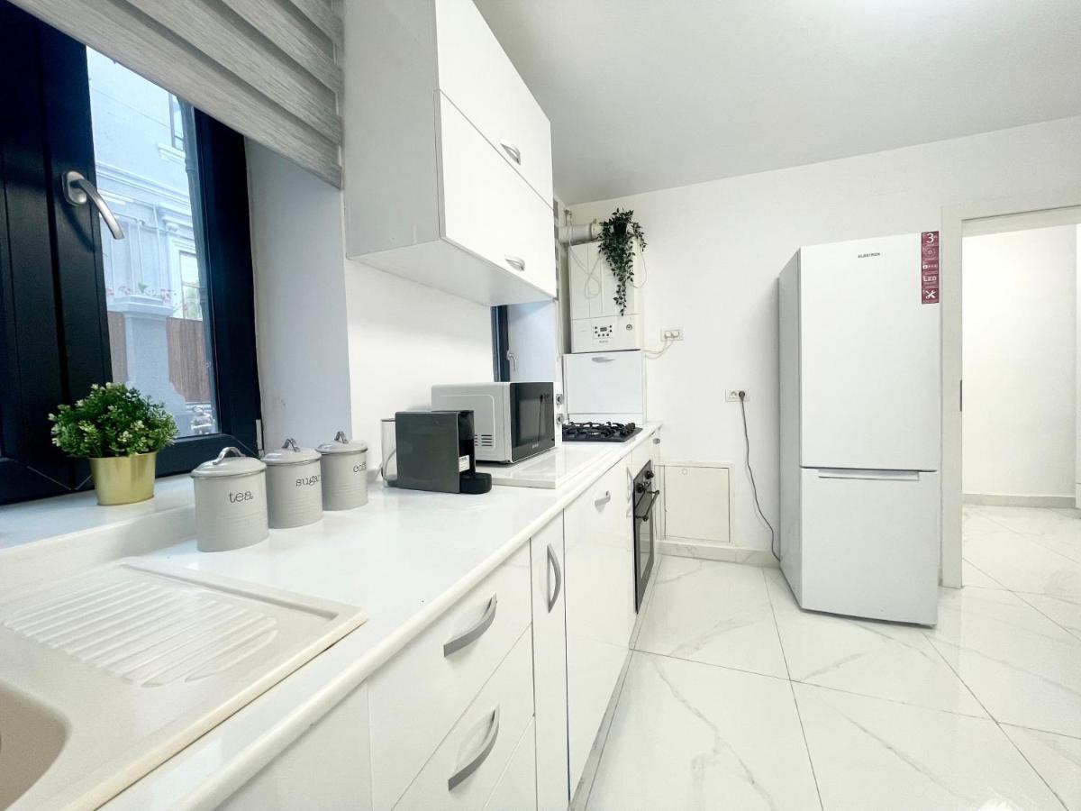 Apollo 1 Apartment Bukarest Exteriör bild