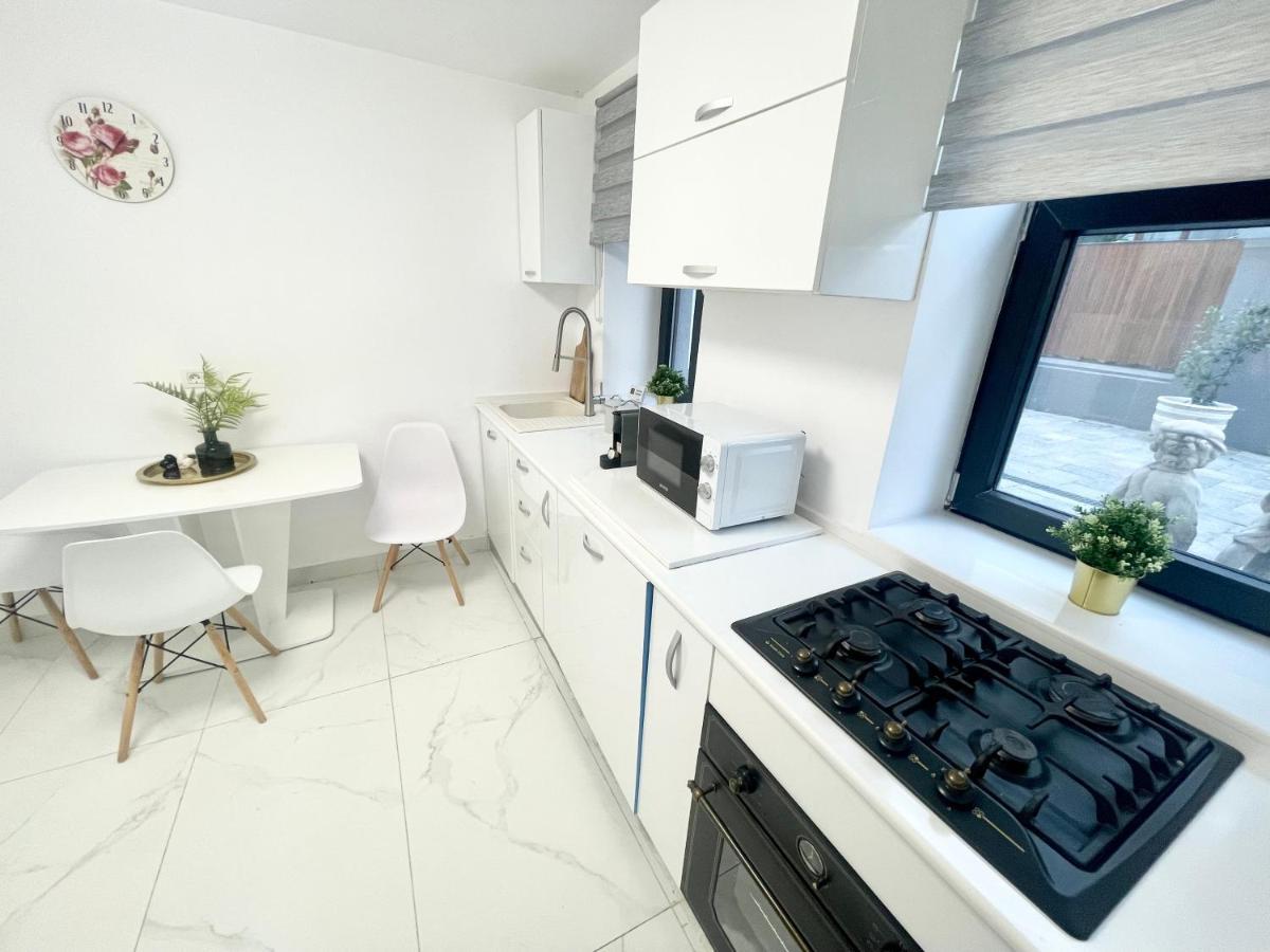 Apollo 1 Apartment Bukarest Exteriör bild