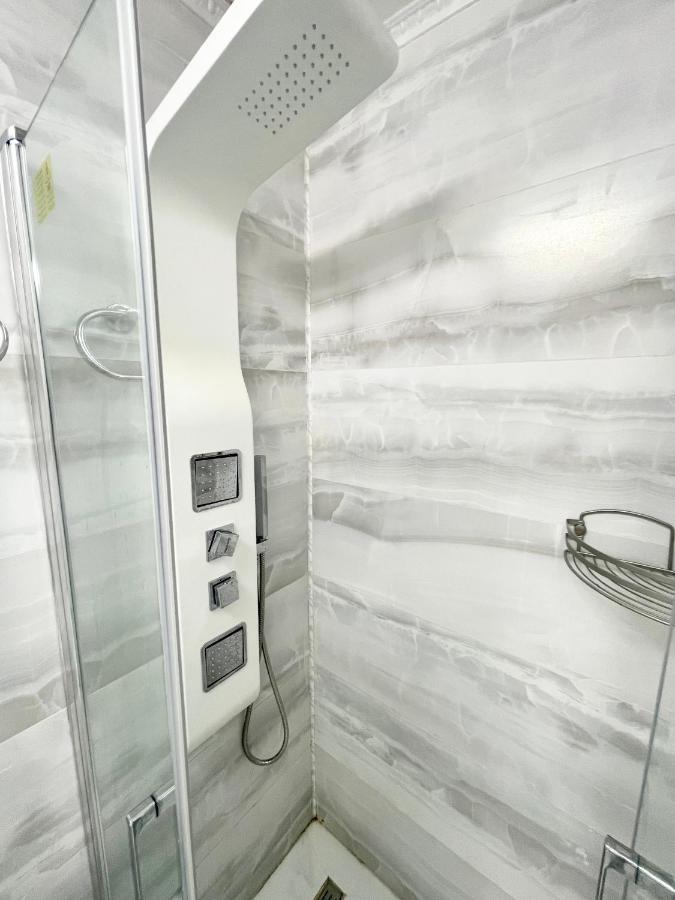 Apollo 1 Apartment Bukarest Exteriör bild